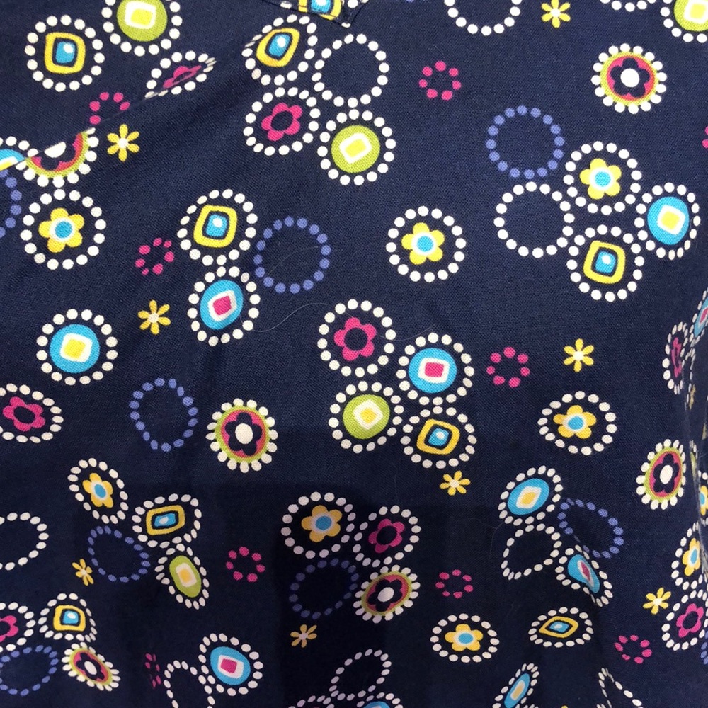 Scrub top - Picture 2 of 4